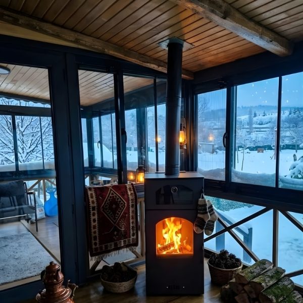 Beestove MZ07 kuzineli hibrit soba kış bahçesi karlı manzara şömine keyfi