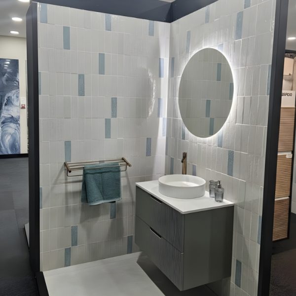 Spacebox EXPO-3 Köşe Teşhir Standı